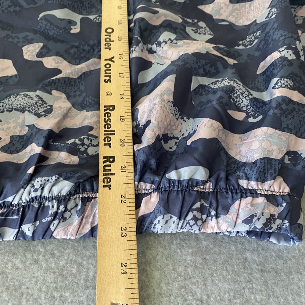 Reebok Camo Quarter-Zip Windbreaker Jacket Women's Large‎ Purple Pink Pullover - Picture 10 of 13